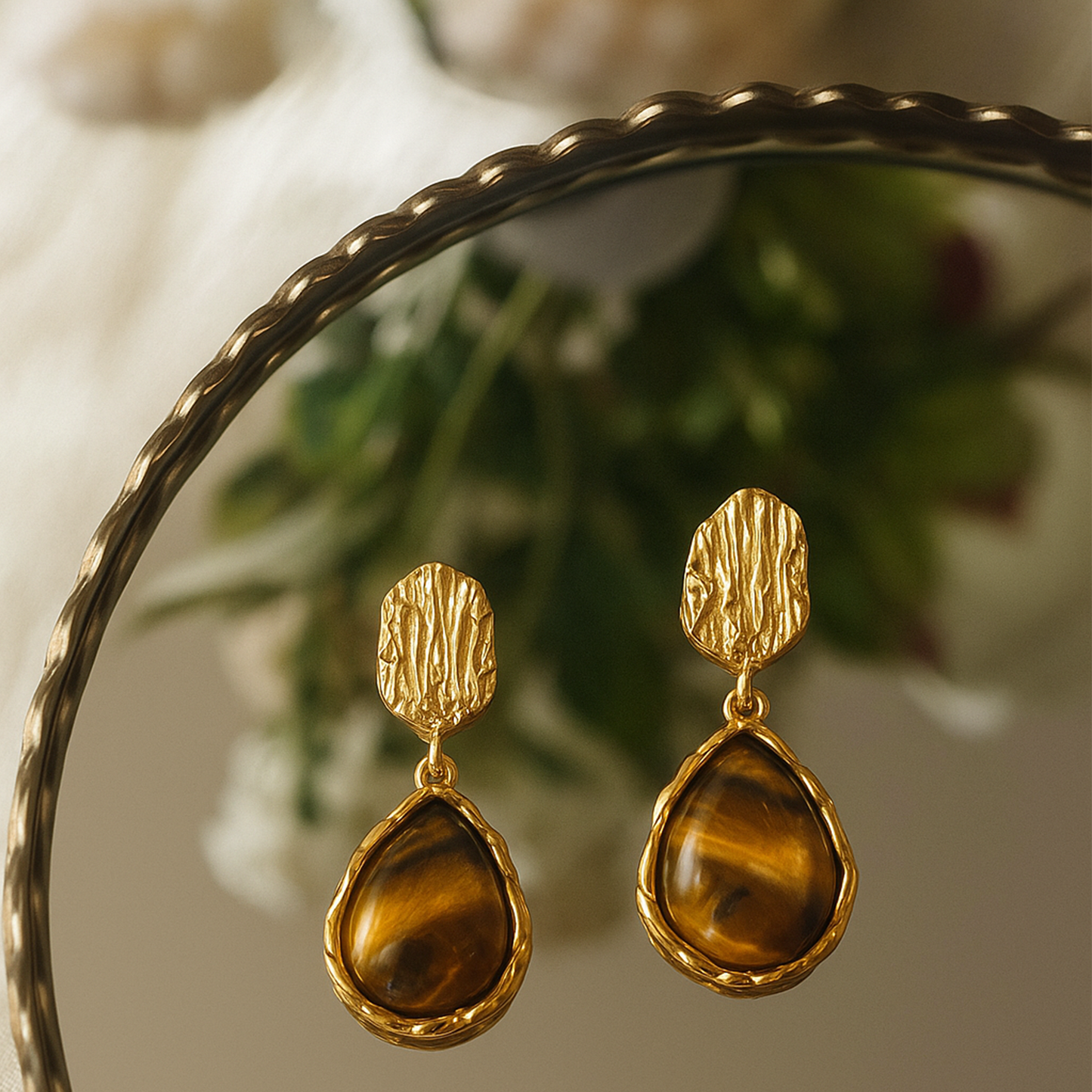 Golden Ember Tiger’s Eye Earrings – Vintage Sculpted Metal