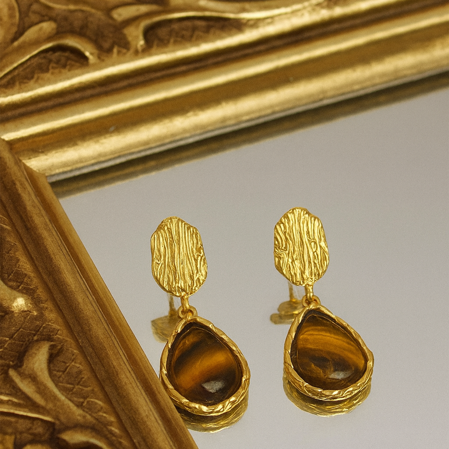 Golden Ember Tiger’s Eye Earrings – Vintage Sculpted Metal