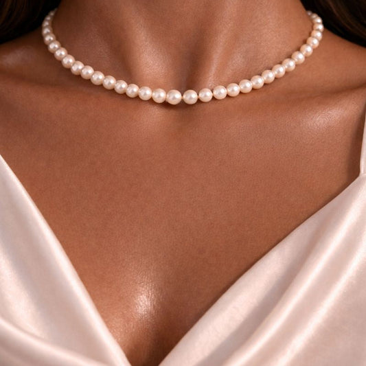 Eternal Lumière classic Pearl Necklace